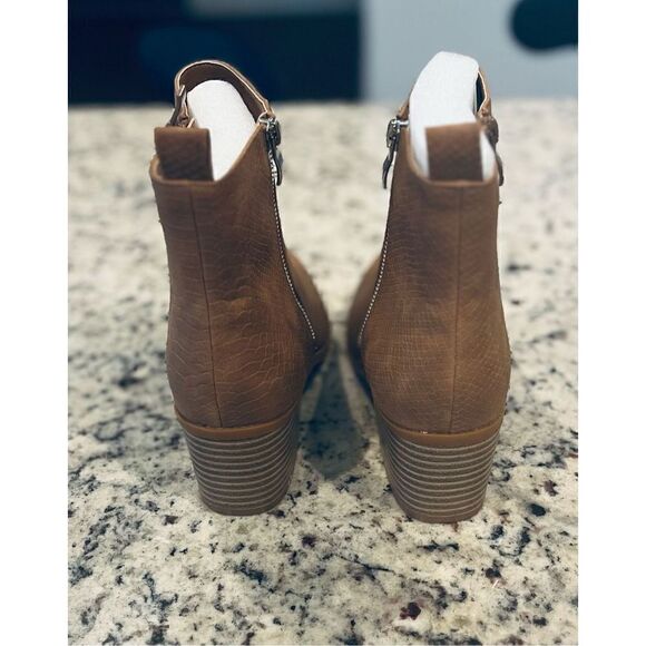 FISACE Womens V Cut Out Ankle Boot Pointed Toe Snakeskin Chunky Stacked Mid Heel - Picture 5 of 7